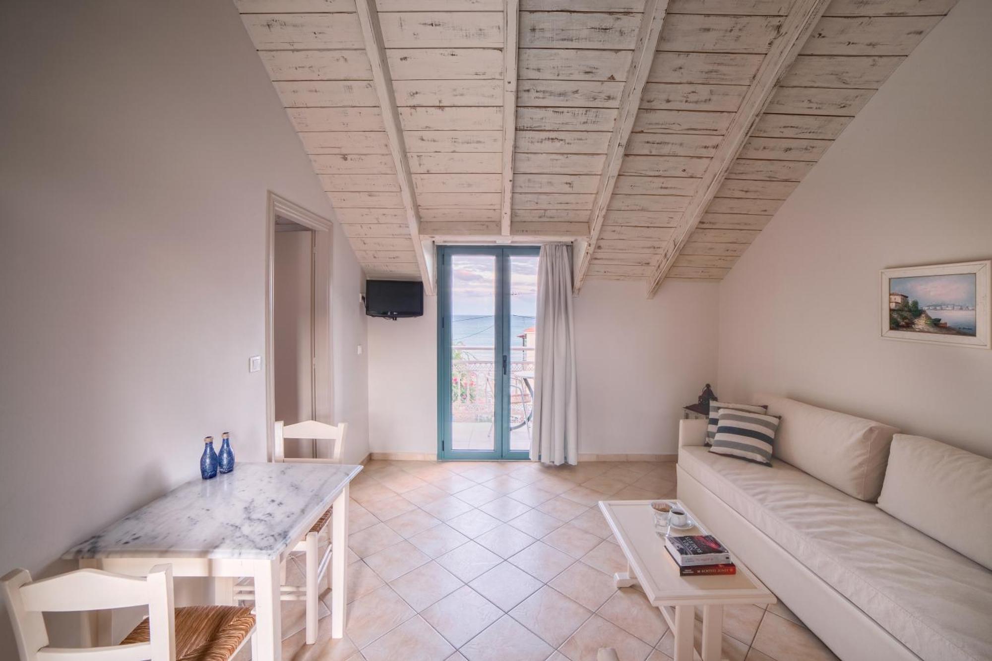 Pierros Hotel Лаганас Екстер'єр фото